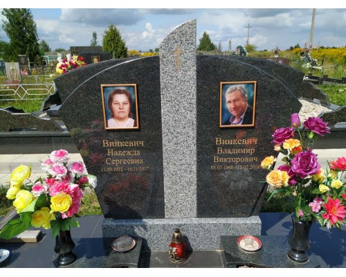 Мемориальный комплекс  из гранита  РК-24 договорная цена