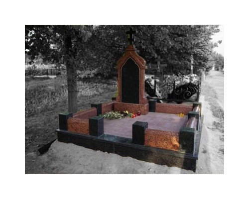 Мемориальный комплекс  из гранита  РК-28 договорная цена